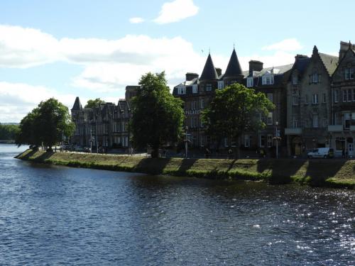 Inverness. Desembocadura del río Ness (Escocia) 21.06.2018